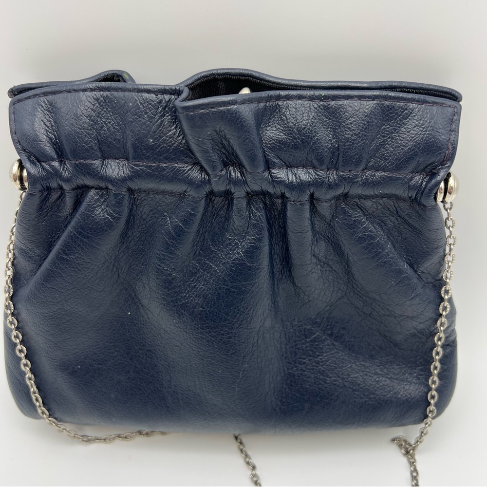 1950s Style Women’s Blue Leather Mini Hinged W/ Silver Tone Chain Evening Bag